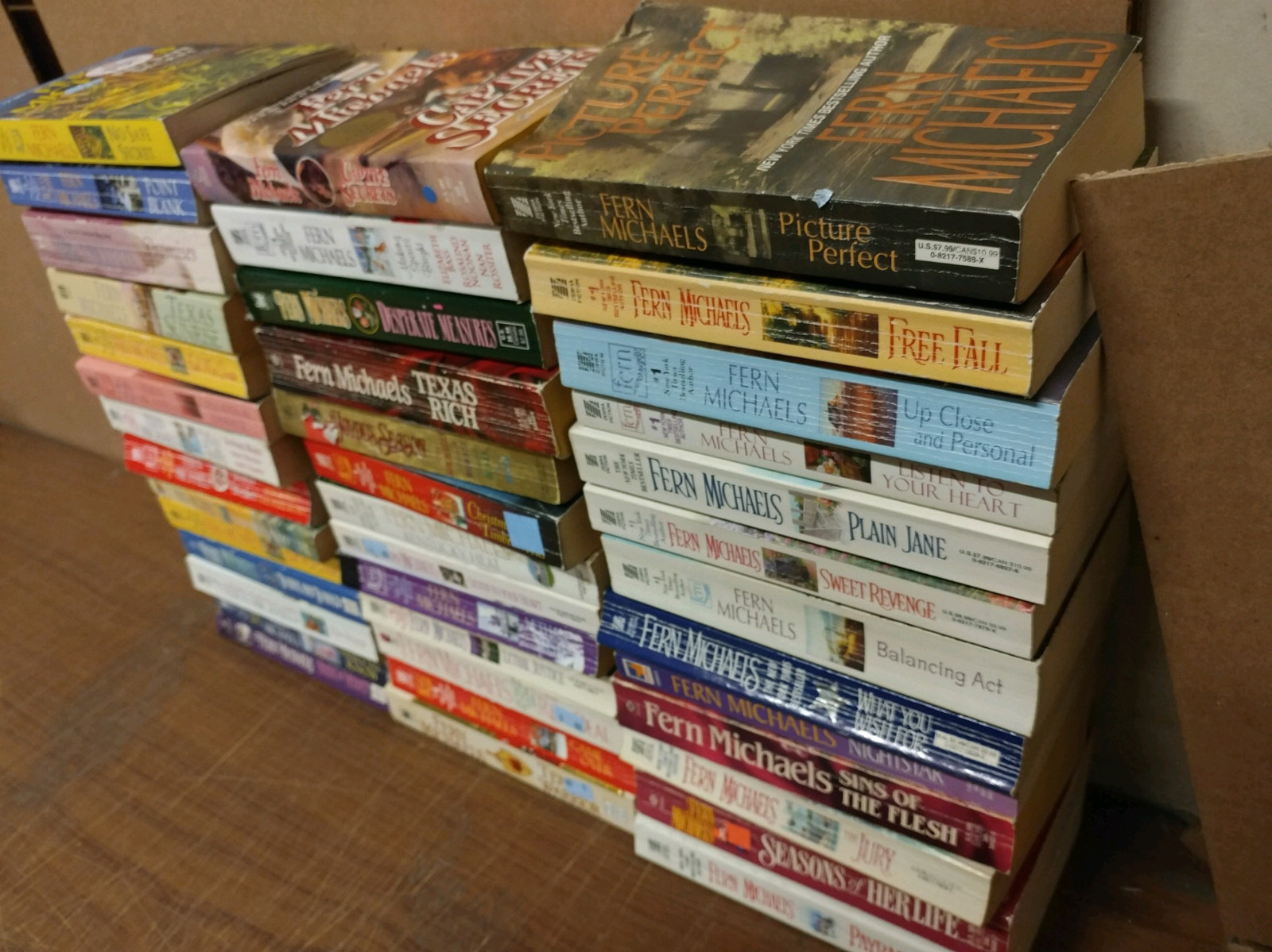 Lot of 10 Fern Michaels Romance Historical Sisterhood PAPERBACK Books RANDOM MIX