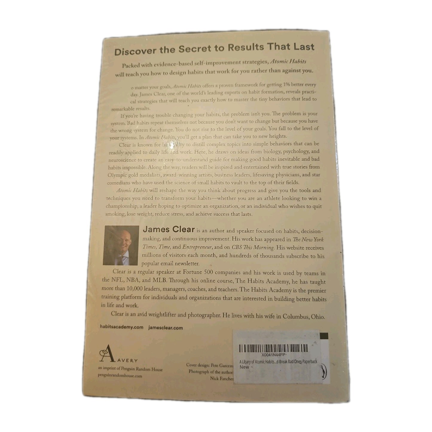 „Atomic Habits“ by James Clear Build Good Habits Brand New