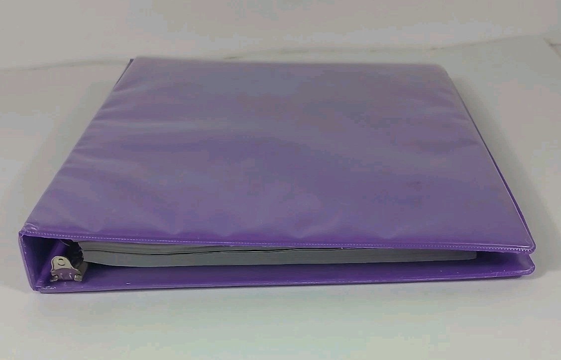 Principles of Macroeconomics 9th Edition – Loose Leaf With Binder – Very Good