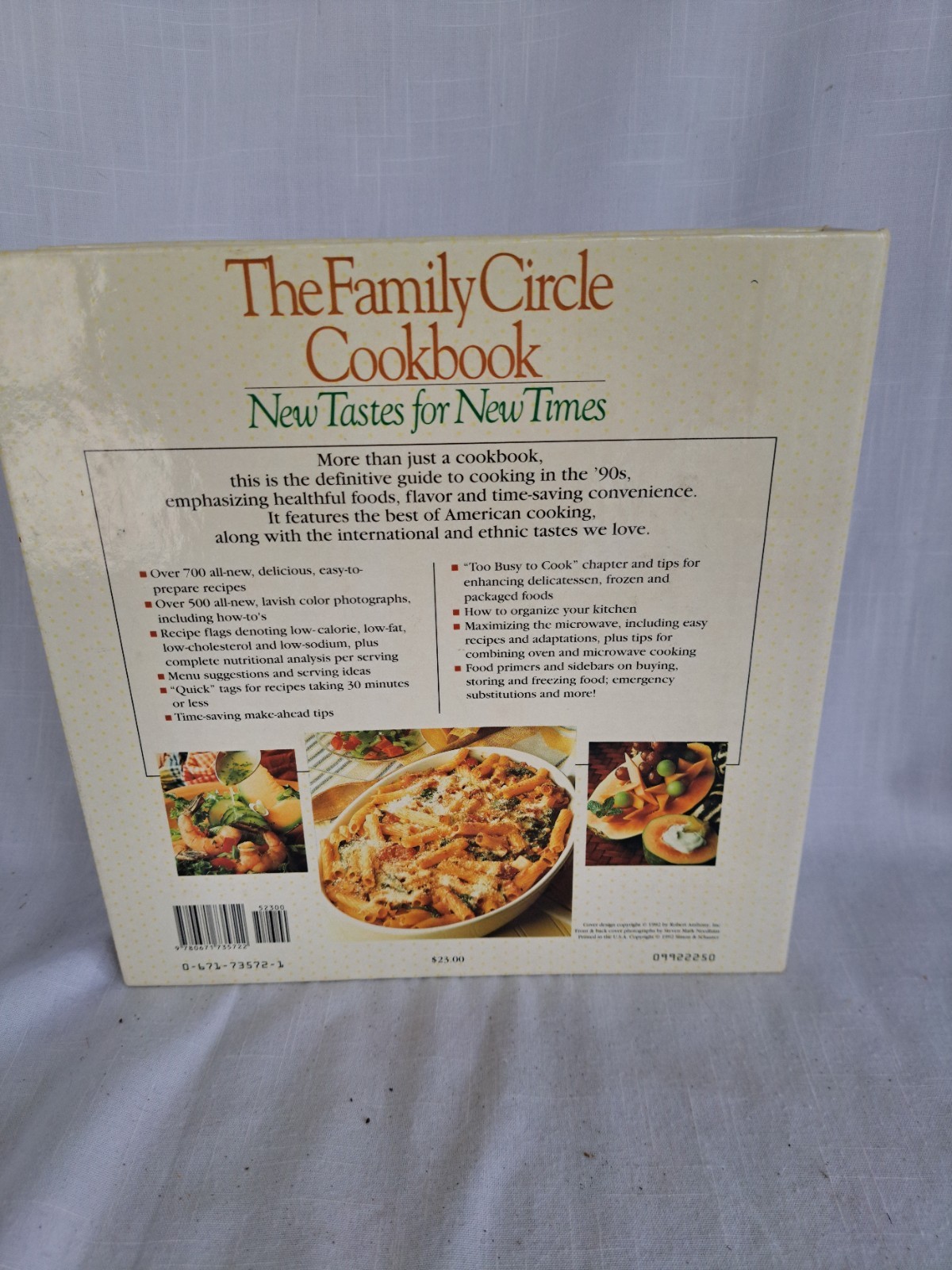 THE FAMILY CIRCLE COOKBOOK „New Tastes for New Times“ 1992 645 pages WONDERFUL!