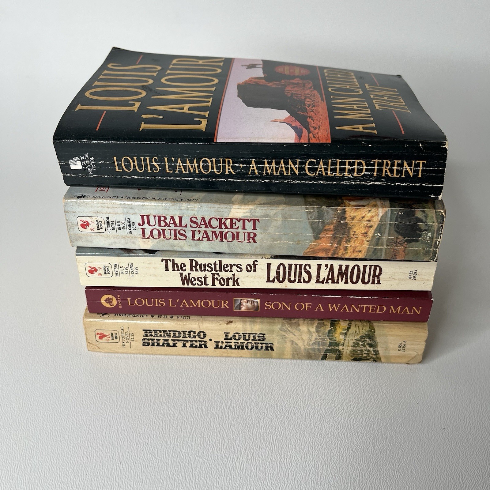 Lot of 5 Paperback Louis L’Amour Books Western Adventure American Frontier