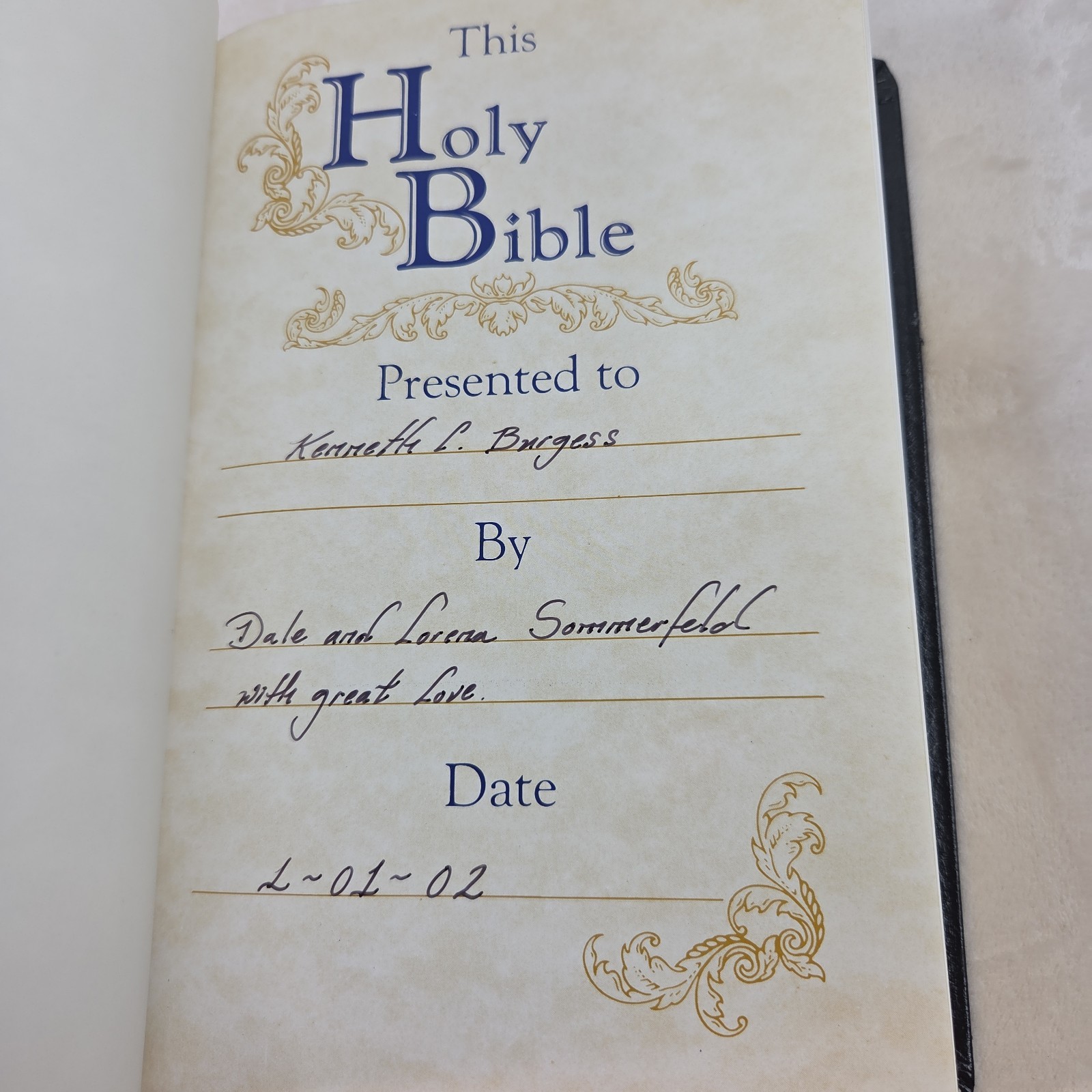 Holy Bible NKJV RLE Giant Print Thomas Nelson 334 Black Bonded Leather 1992