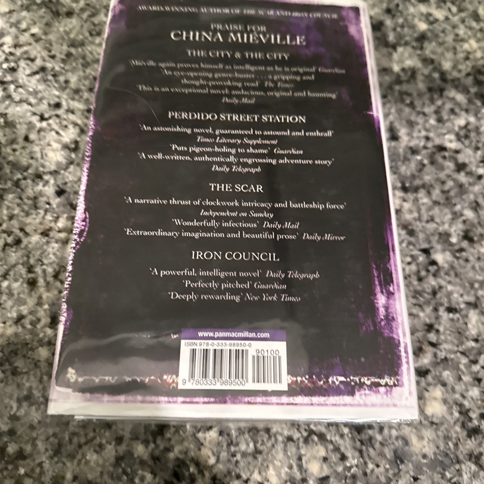 Kraken – China Miéville – Signed UK First Edition HCDJ New Weird Urban Fantasy