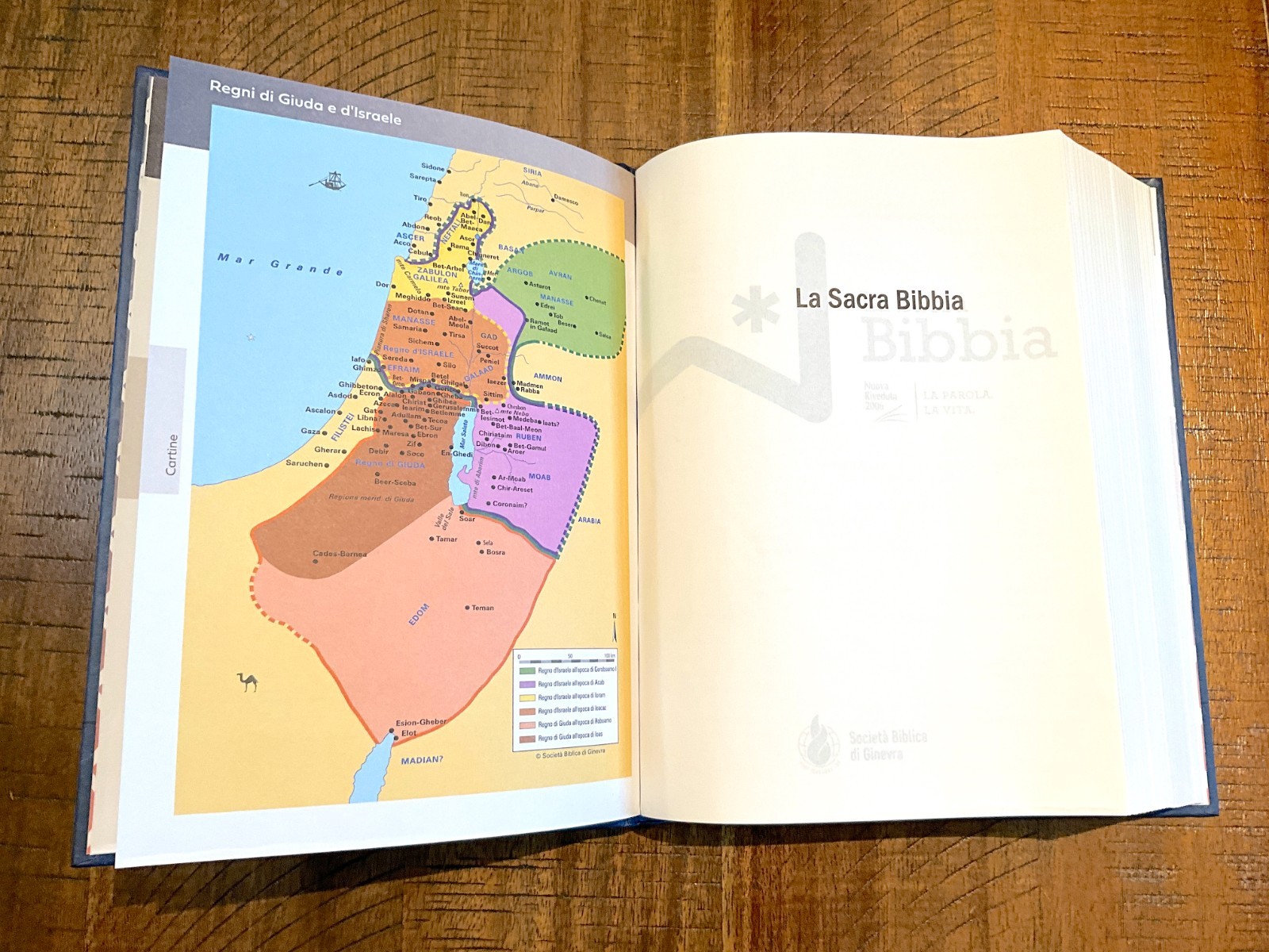 Italian Language Reference Bible, La Sacra Bibbia, NRV 2006, Blue Hardcover