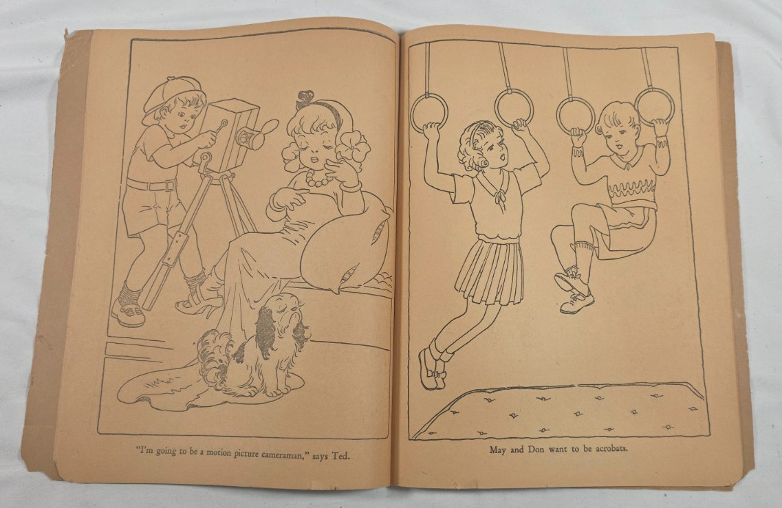 First Choice Coloring Book – The Saalfield Publishing Company – Akron Ohio