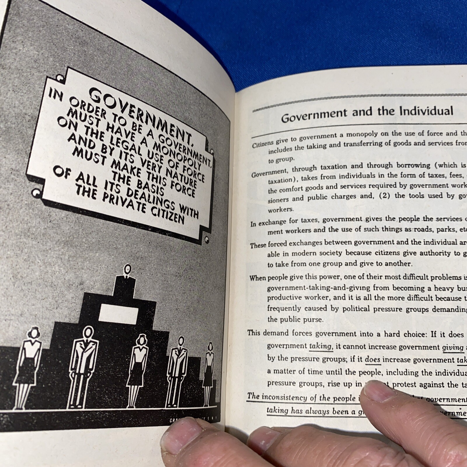 1949 HOW WE LIVE A SIMPLE DISSECTION OF THE ECONOMIC BODY FRED CLARK 47 Pages