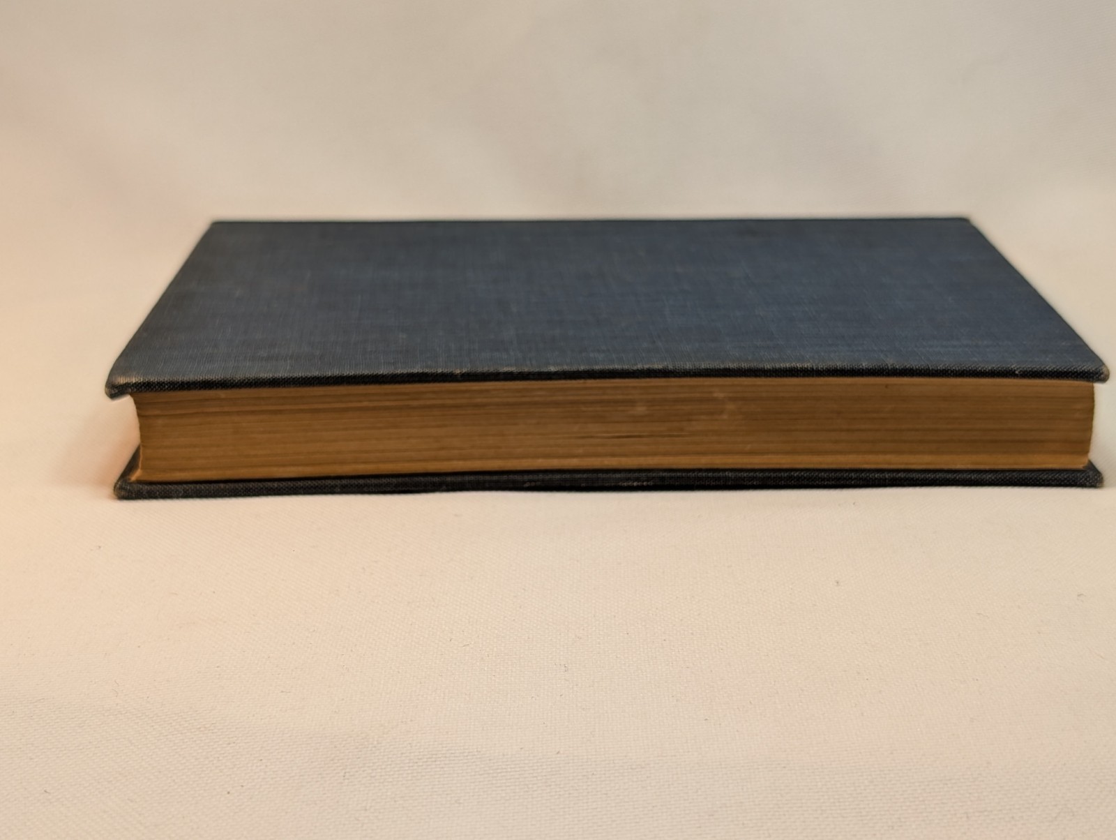 1932 Hatha Yoga ,“Yogi Philosophy of Physical Well-Being“ Yogi Ramacharaka
