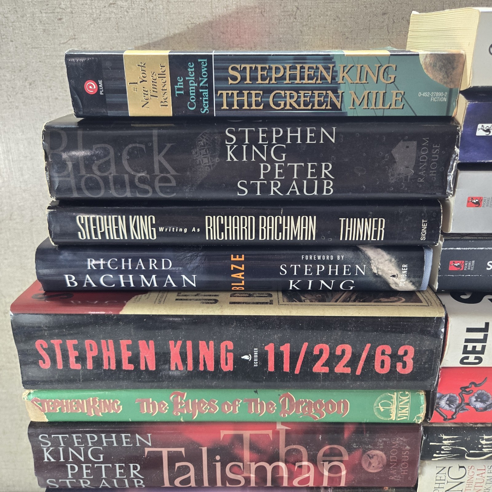 Stephen King Lot of 24 Hardcover & PB Books Mixed Titles Horror Thriller Novels