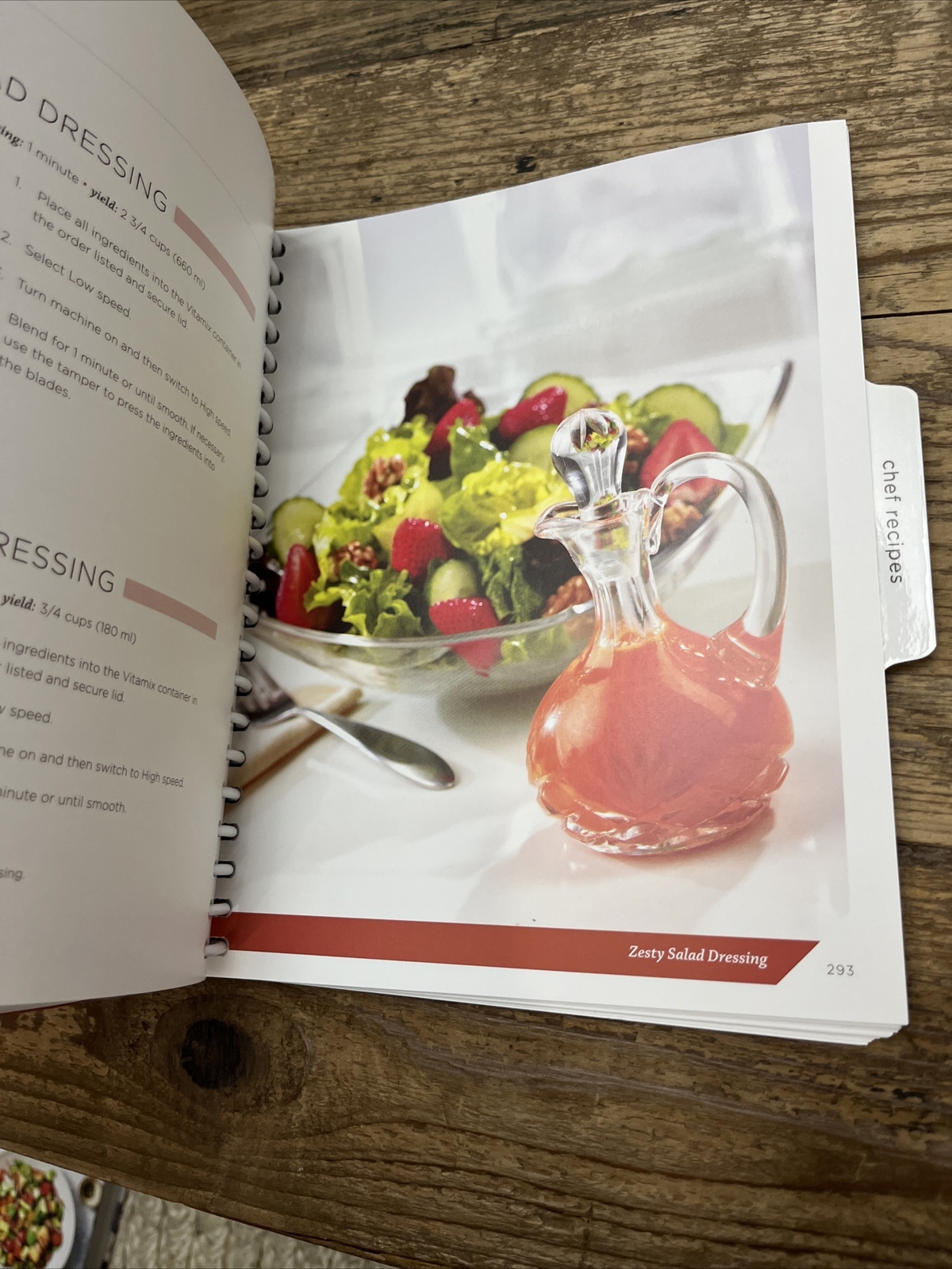 Vitamix CREATIONS Recipe Book 2012 372 Pages Cocktails Milkshakes Soups Breads