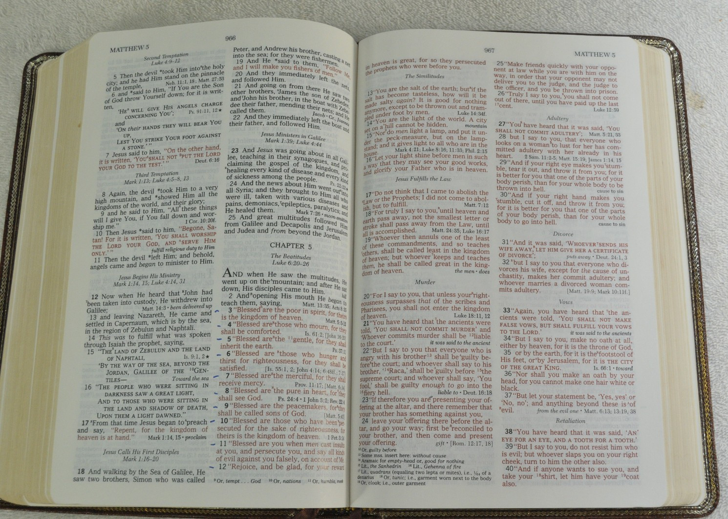 The Open Bible Expanded Edition NASB Brown Genuine Leather RL 1985 Nelson 976BR