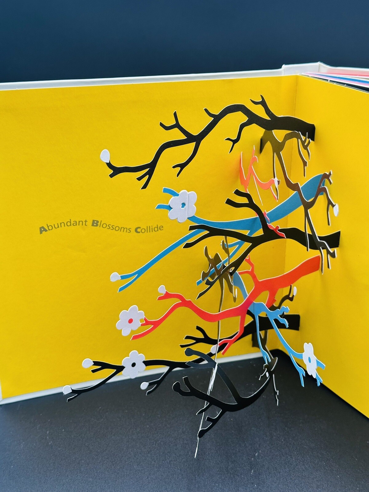 Blue 2 Vol. 2 : A Pop-Up Book for Children of All Ages by David A. Carter (2006,