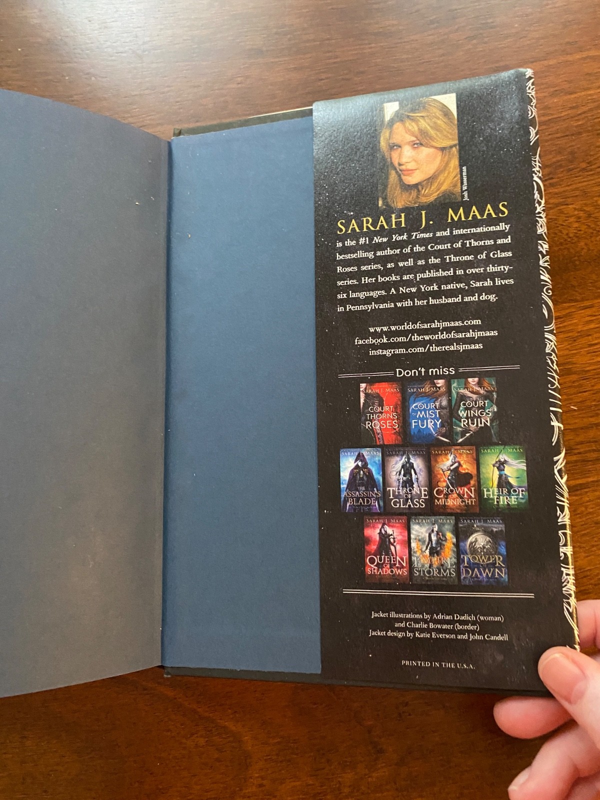 A Court of Frost and Starlight by Sarah J. Maas Hardback Original Cover ACOTAR