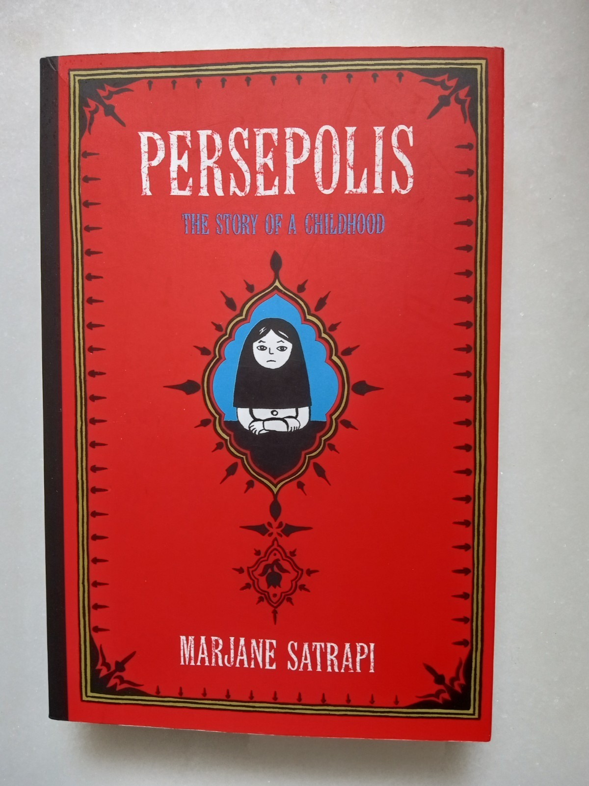 Mixed Lot : Graphic Novels / Children’s Books — PLS READ DESCRIPTION