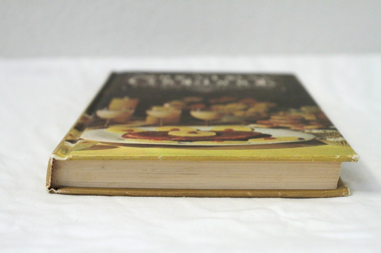 The Nancy Drew Cookbook: Clues to Good Cooking by Carolyn Keene (1976, HC)