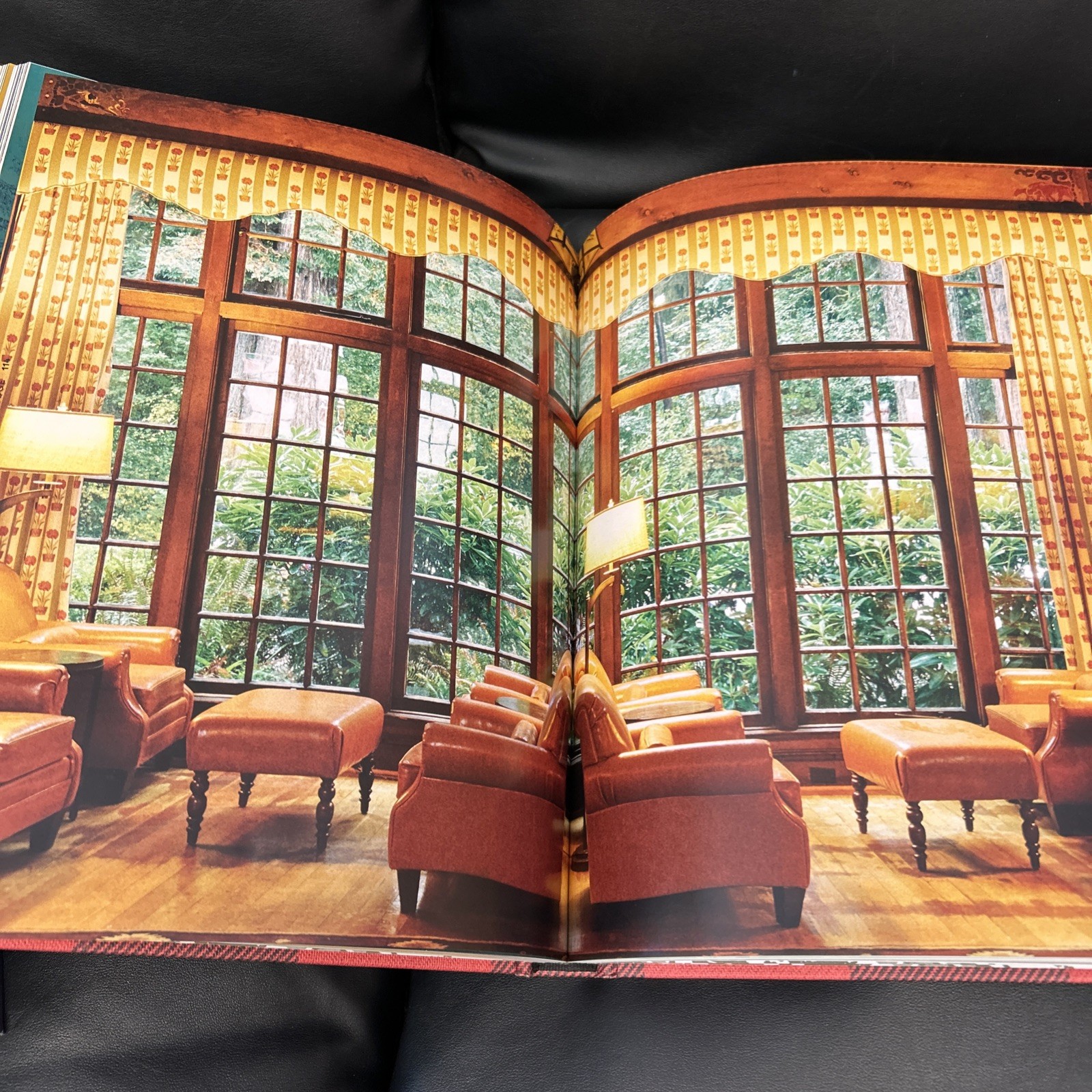 Lodge: An Indoorsy Tour of America’s – Hardcover, by Humphrey Max – VG