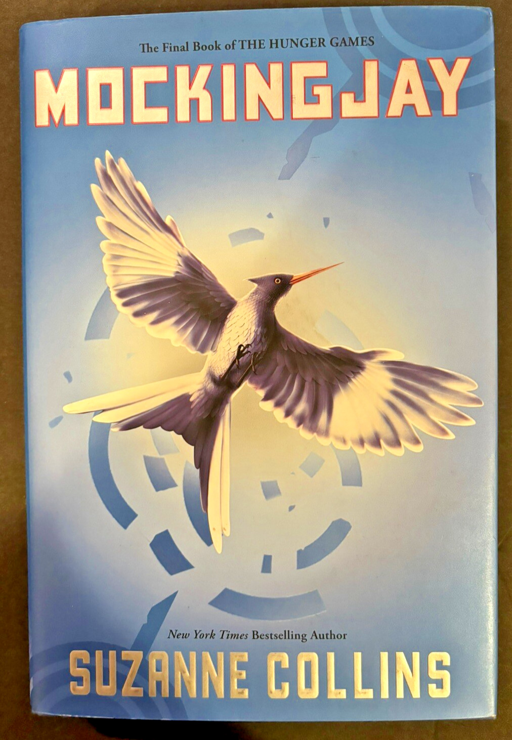 The Hunger Games Ser.: Mockingjay (Hunger Games, Book 3 HC) by Suzanne Collins