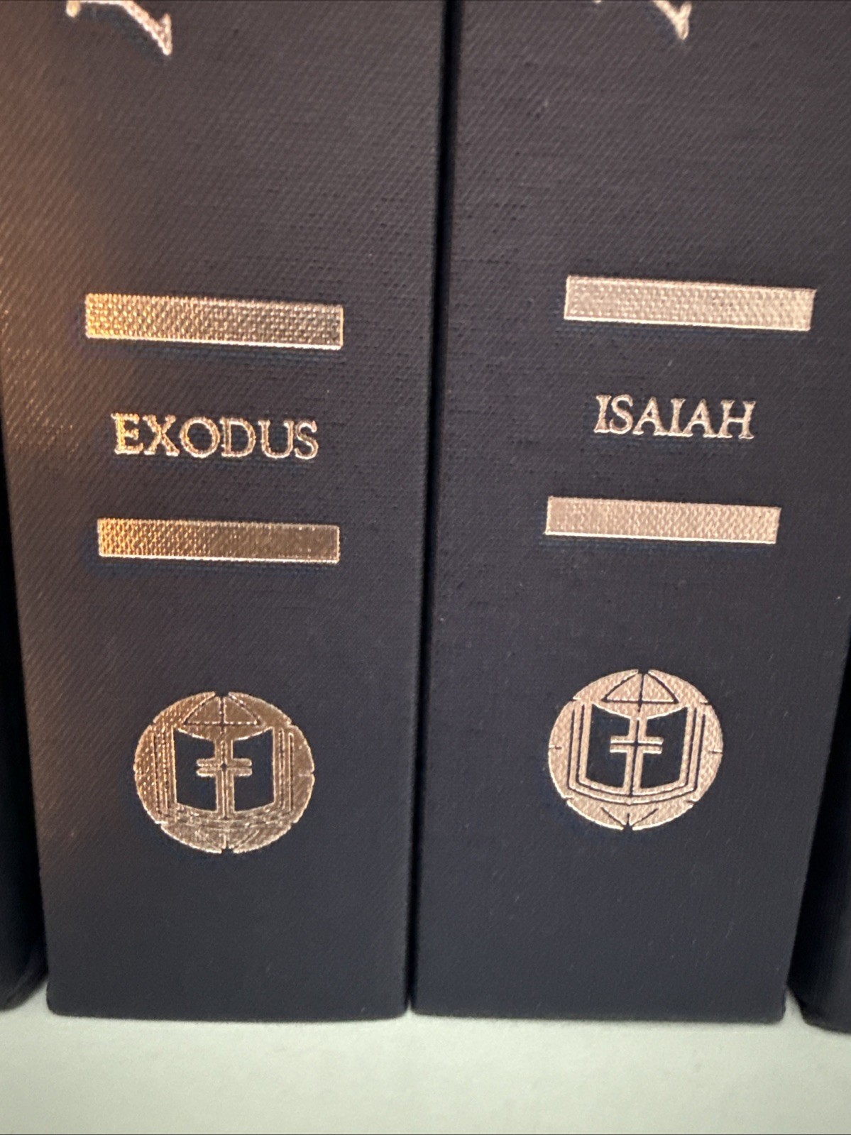 Jimmy Swaggart Bible Commentary – 20 Volumes (Hardcover) In Very Good Condition