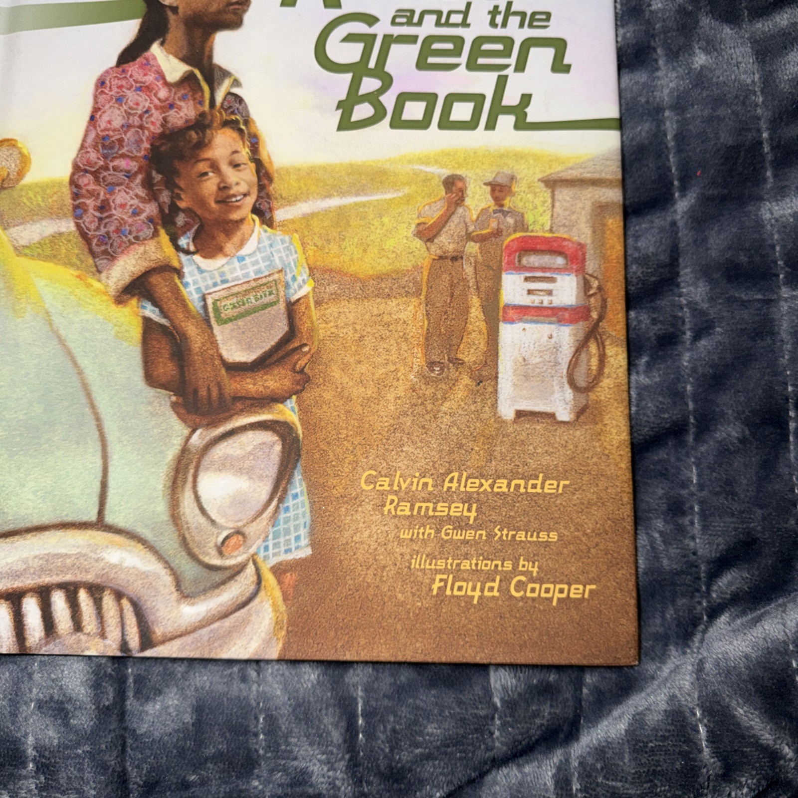 Ruth and the Green Book by Calvin Alexander Ramsey and Gwen Strauss (2010)