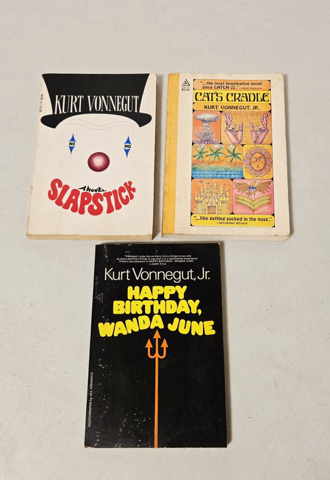 7 Vintage Kurt Vonnegut, Jr. Paperback Novels (Dell & Delta) – No Duplicates