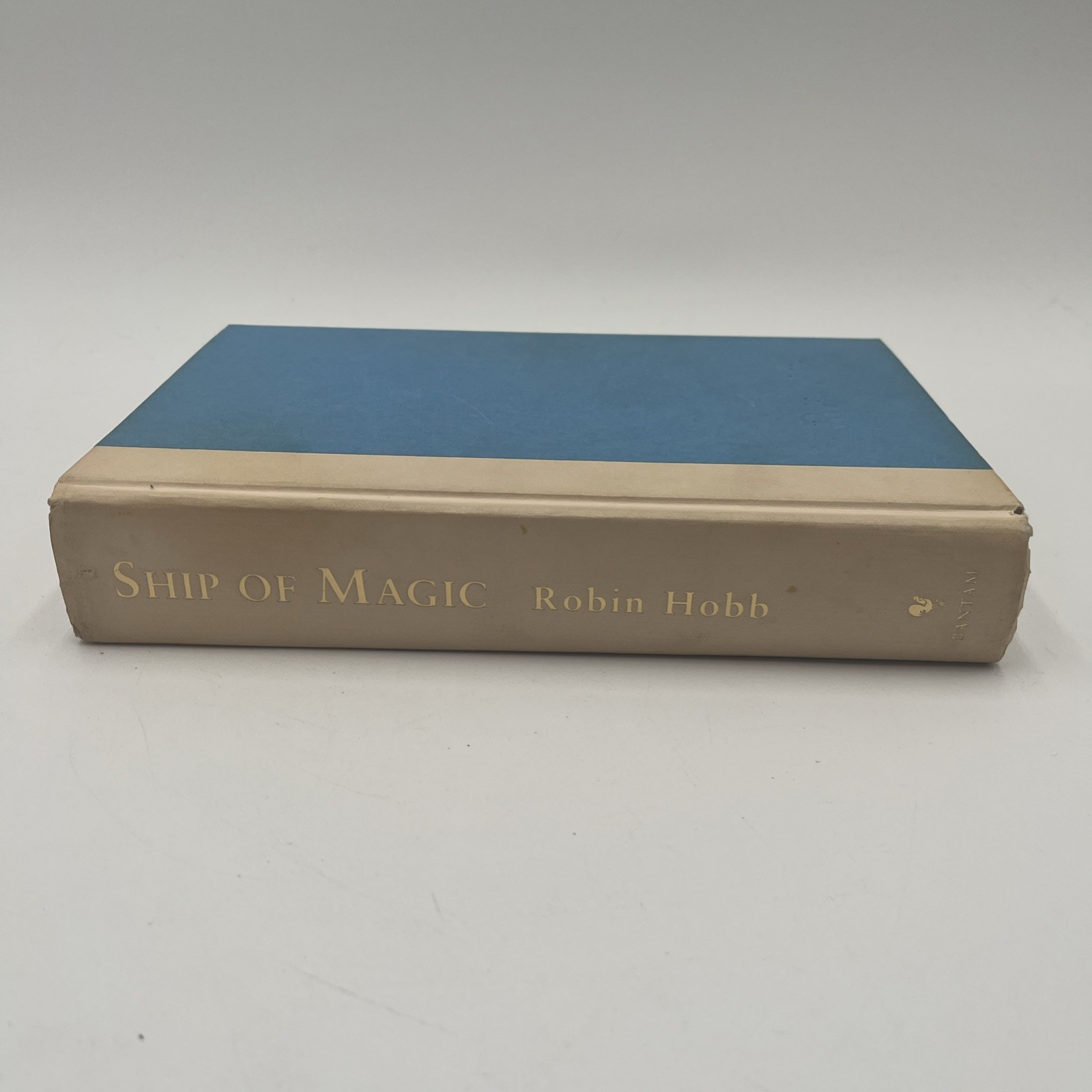 Ship of Magic by Robin Hobb, 1st Edition/1st Printing, 1998, Hardcover