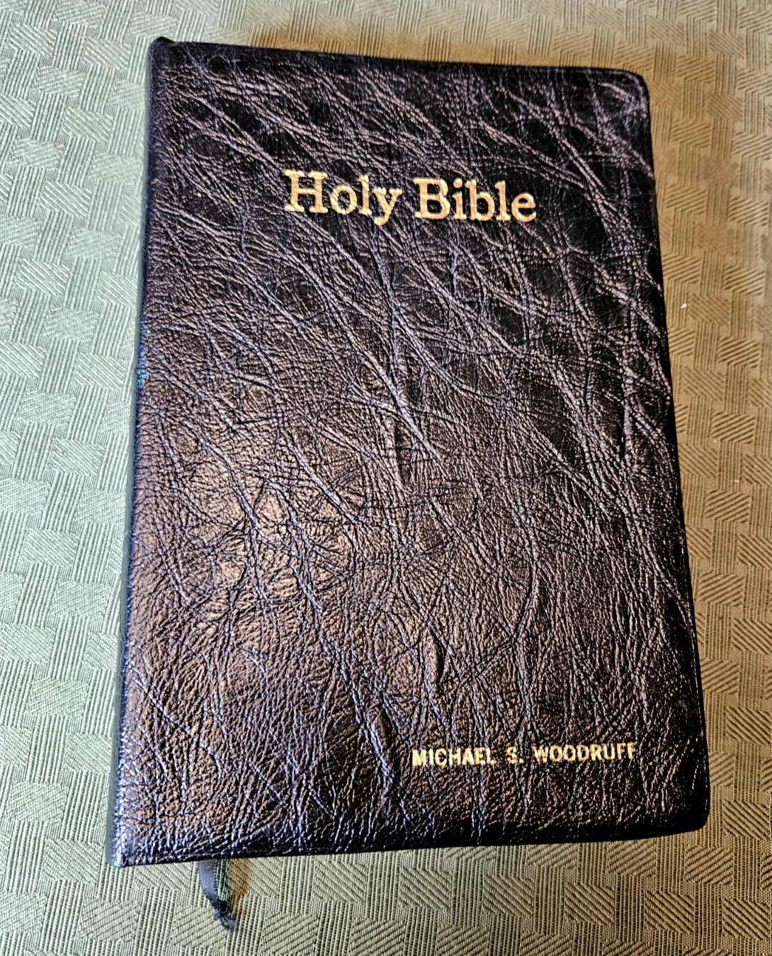 KJV – LARGE Print Reference Holy Bible, Black Genuine Leather, World 956C
