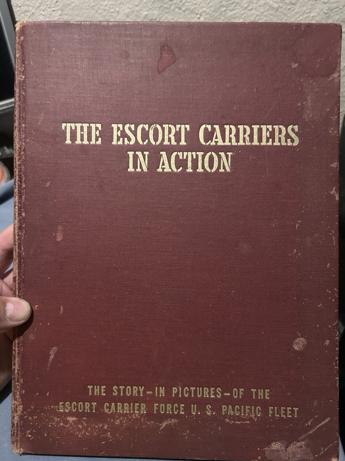WWII THE ESCORT CARRIERS IN ACTION, USN PACIFIC FLEET, 1946 HARDCOVER Repair