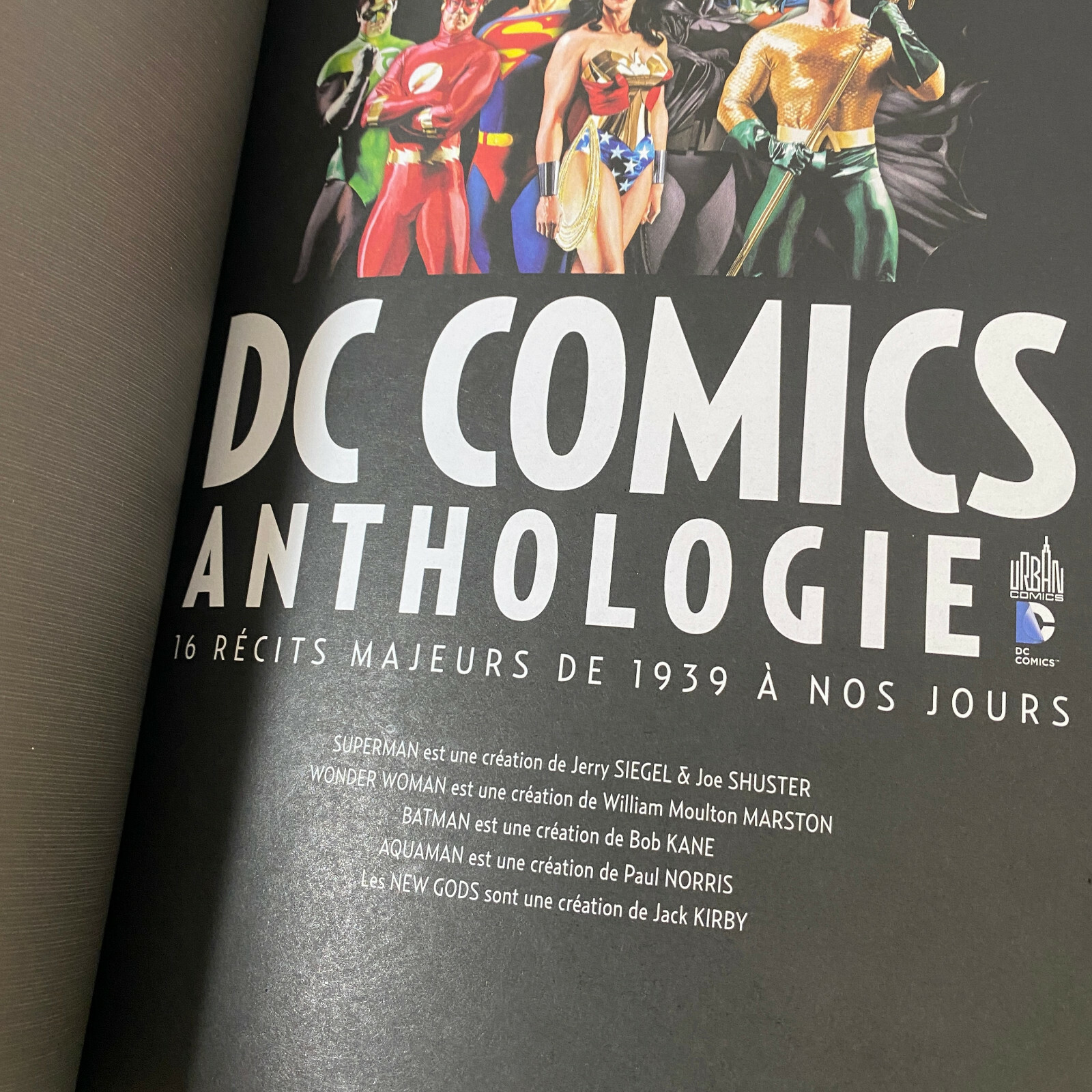 DC COMICS Anthologie – (DC ANTHOLOGIE) (French Edition) Hardcover Comic Book