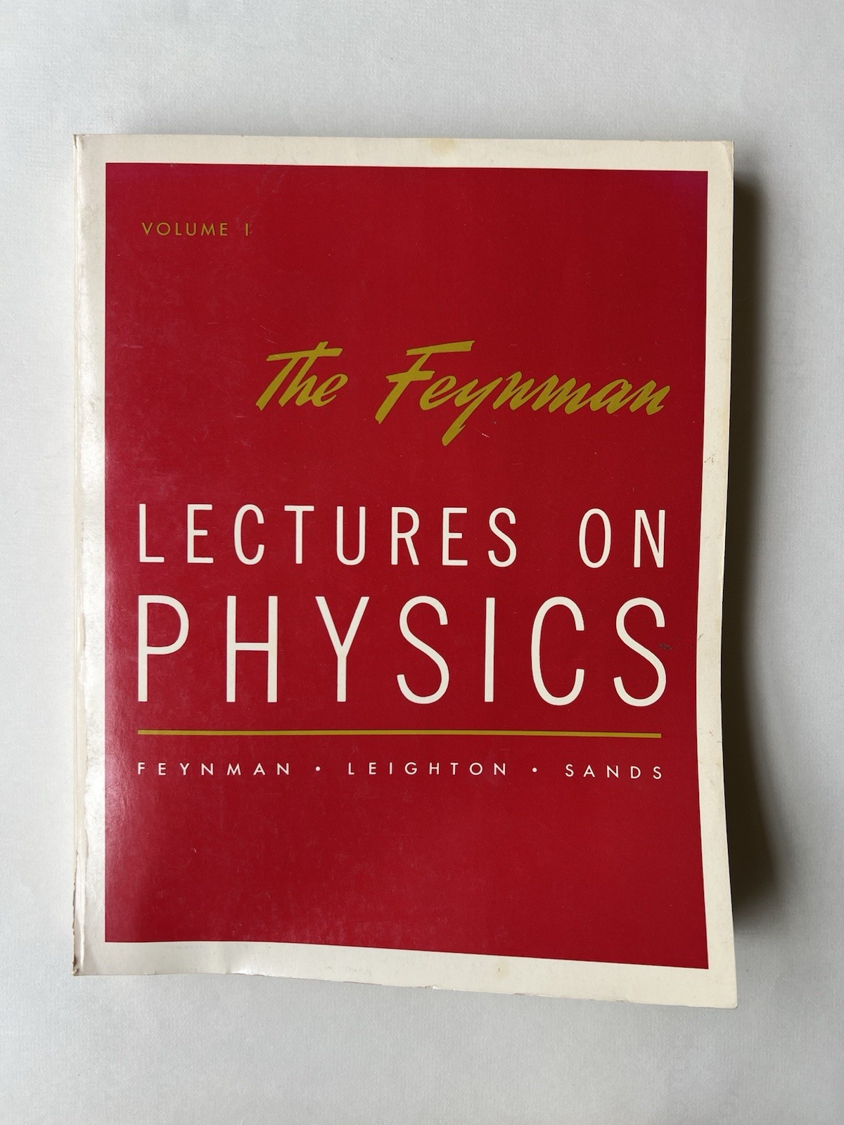 The Feynman Lectures on Physics Complete 3 Volume Set Paperback Addison