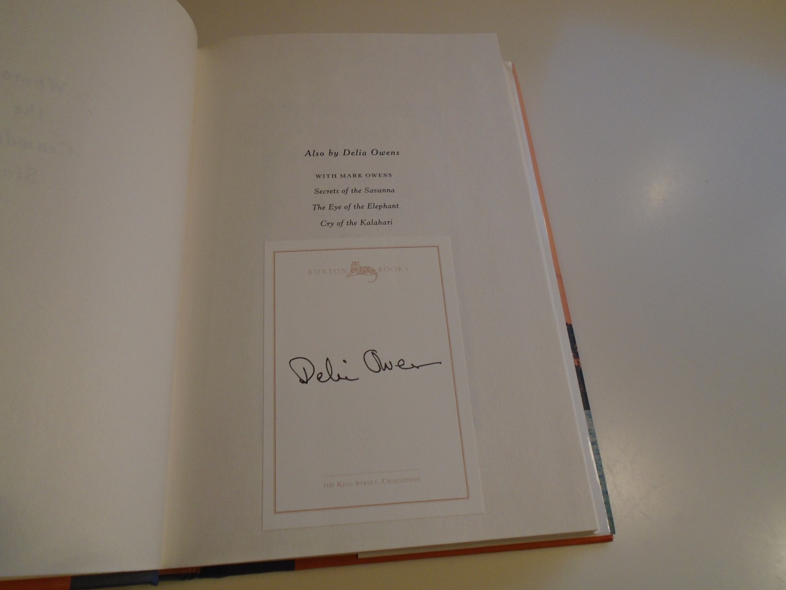 Beautiful SIGNED Copy Of „Where The Crawdads Sing“ By Delia Owens