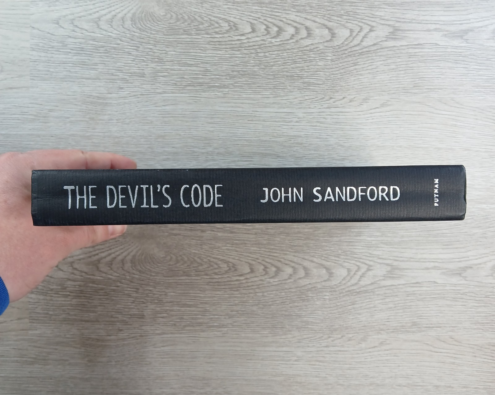 The Devil’s Code Hardcover Book by John Sandford 2000 A Kidd Novel SIGNED