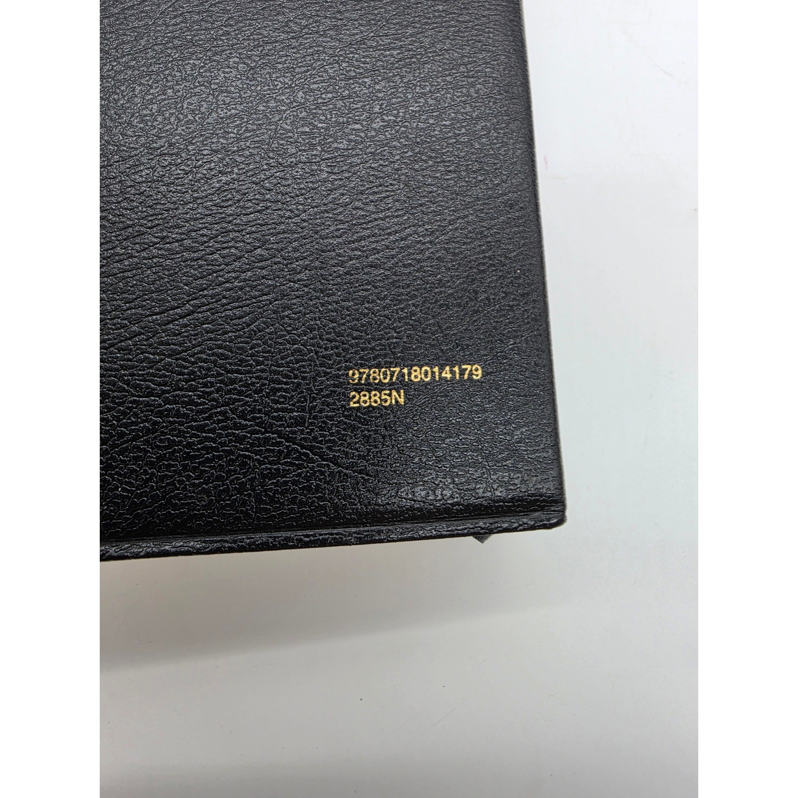 Nelson NKJV Study Bible New King James Version Black Bonded Leather Gold Gilded