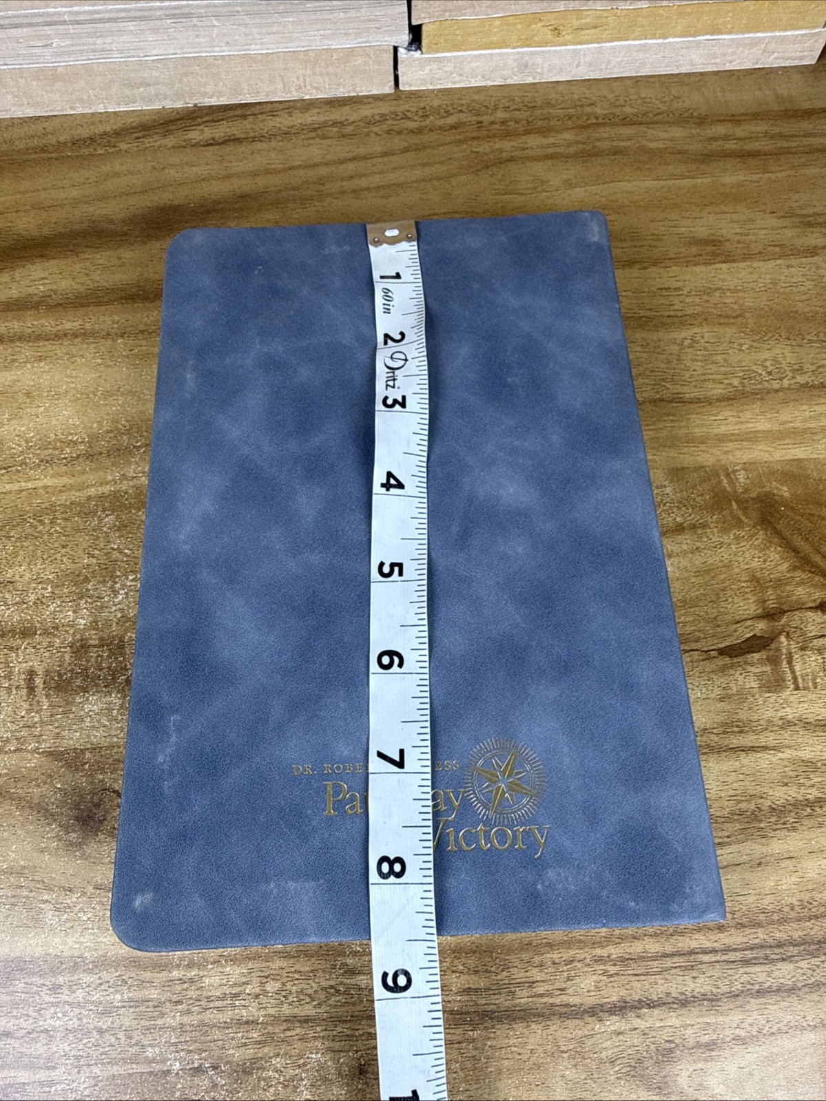 Pathway to Victory Daily Devotional by Dr. Robert Jeffress 2022 Blue Suede