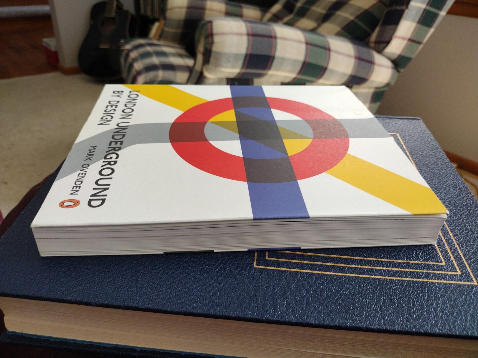 London Underground by Design Mark Ovenden Penguin Books 2013 288 pages