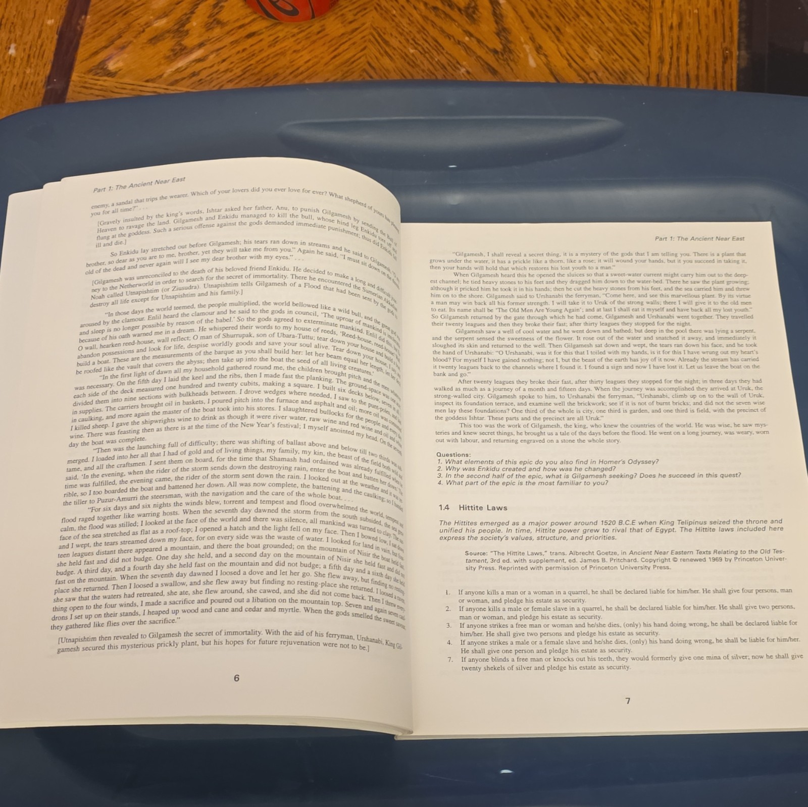 Prentice Hall Documents in Western Civilization Vol 1 To 1740 PB ISBN 0131828606