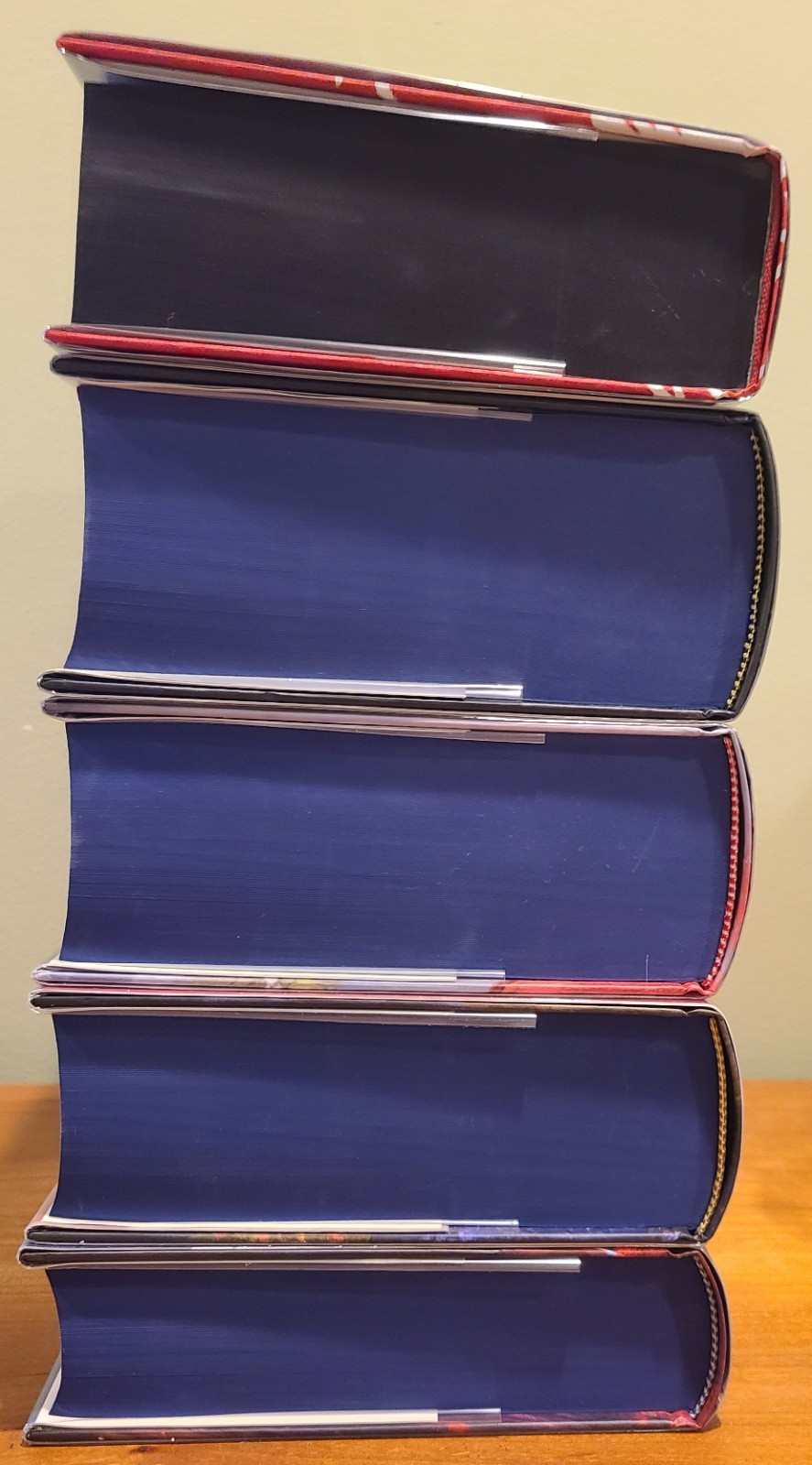 SIGNED Murtagh + The Inheritance Cycle – The Broken Binding
