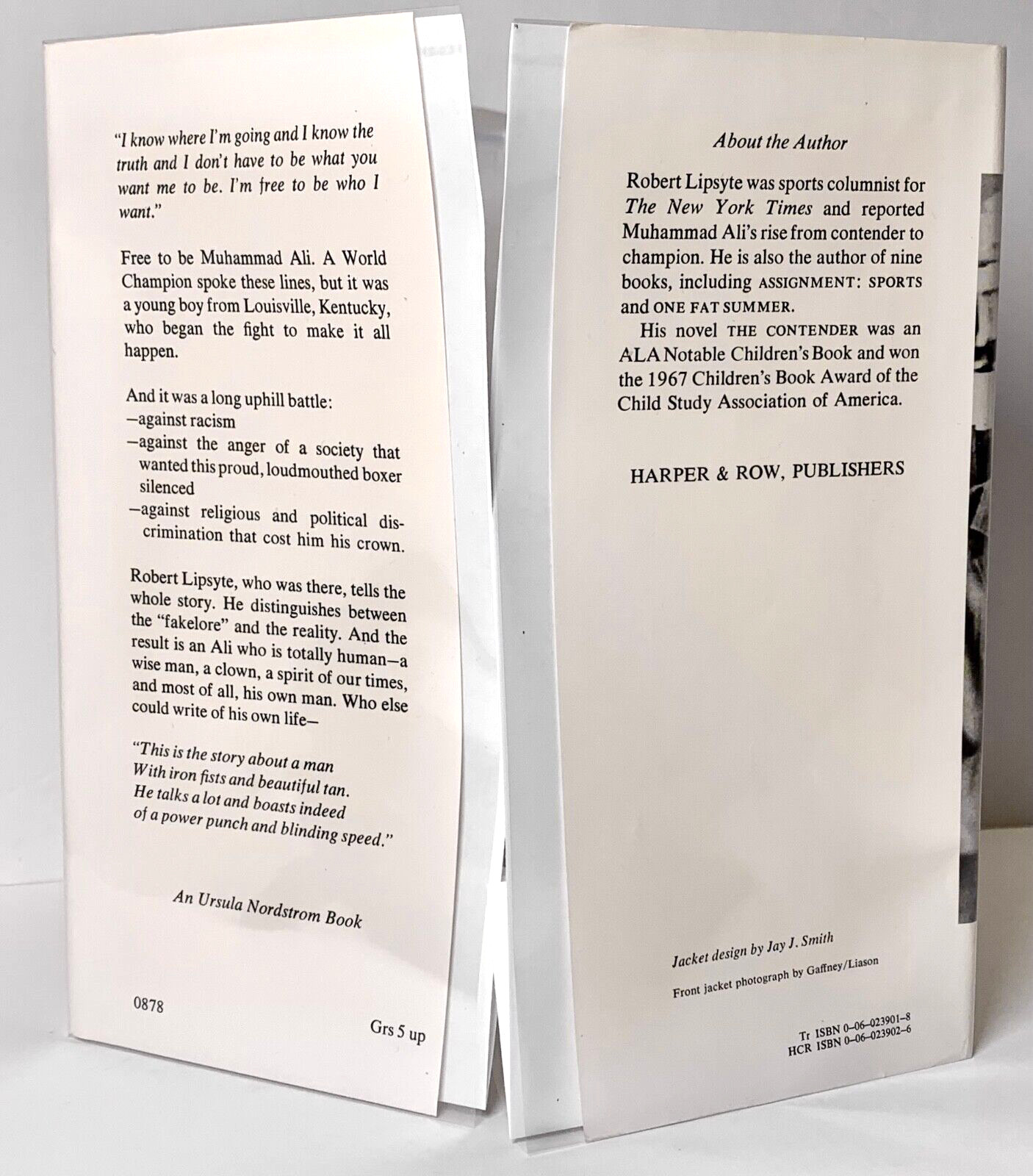 Free to Be Muhammad Ali, Robert Lipsyte, 1977 HCDJ in Mylar – Boxing