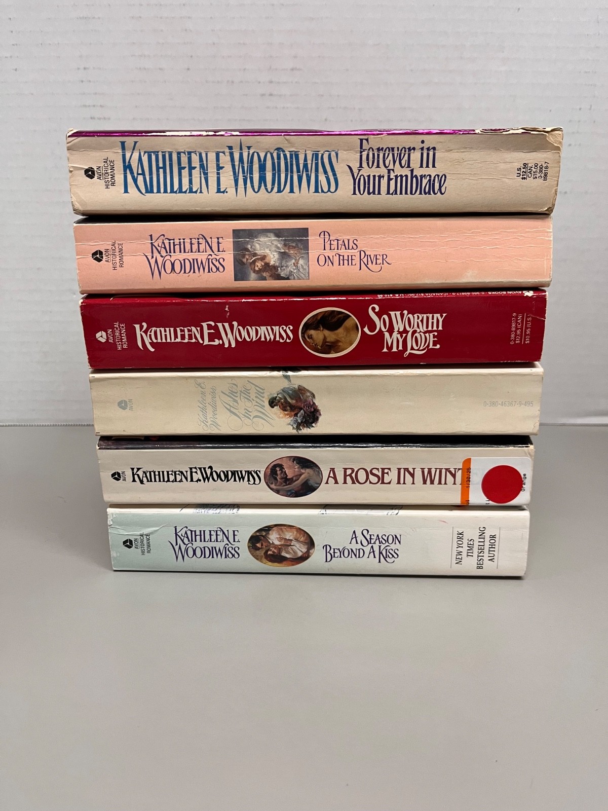 Kathleen E. Woodiwiss Lot of 6 Trade Paperback (See Photos for Titles)