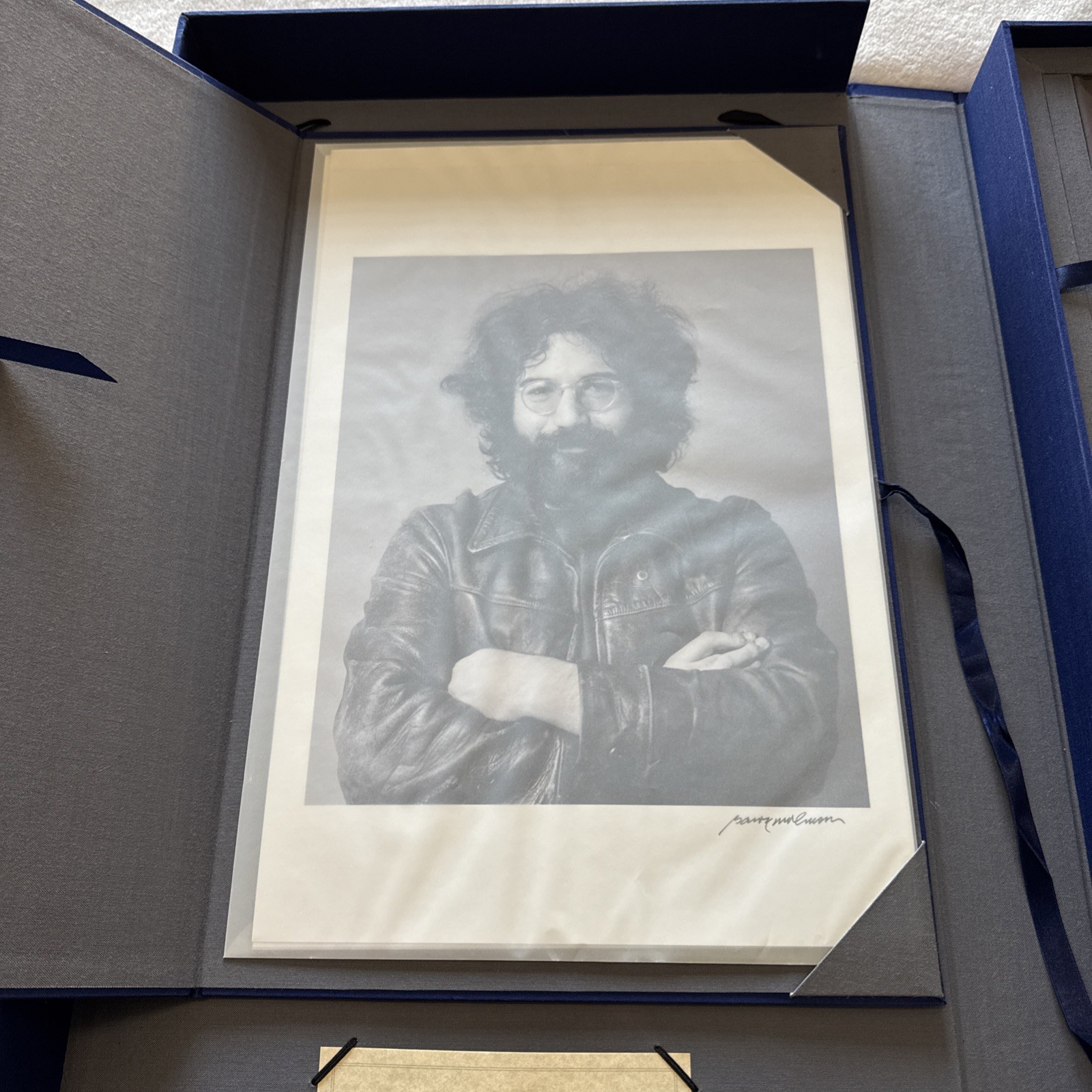Jerry Garcia: The Collector’s Edition READ DETAILS IN DESCRIPTION