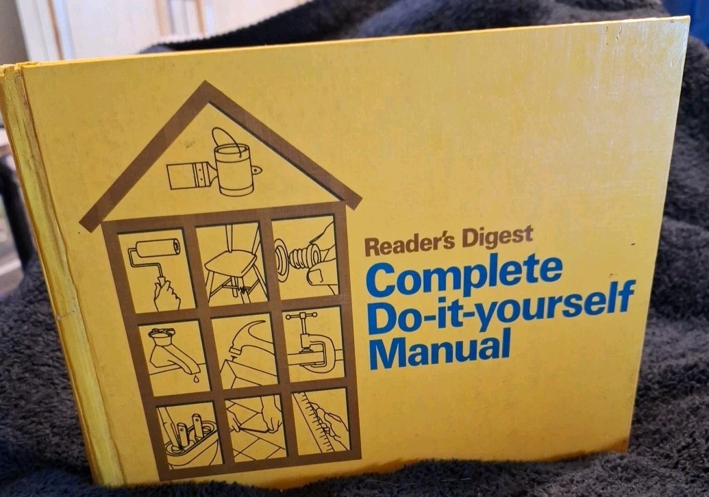 Reader’s Digest Complete Do It Yourself Manual 1973 Hardcover DIY Repairs VTG