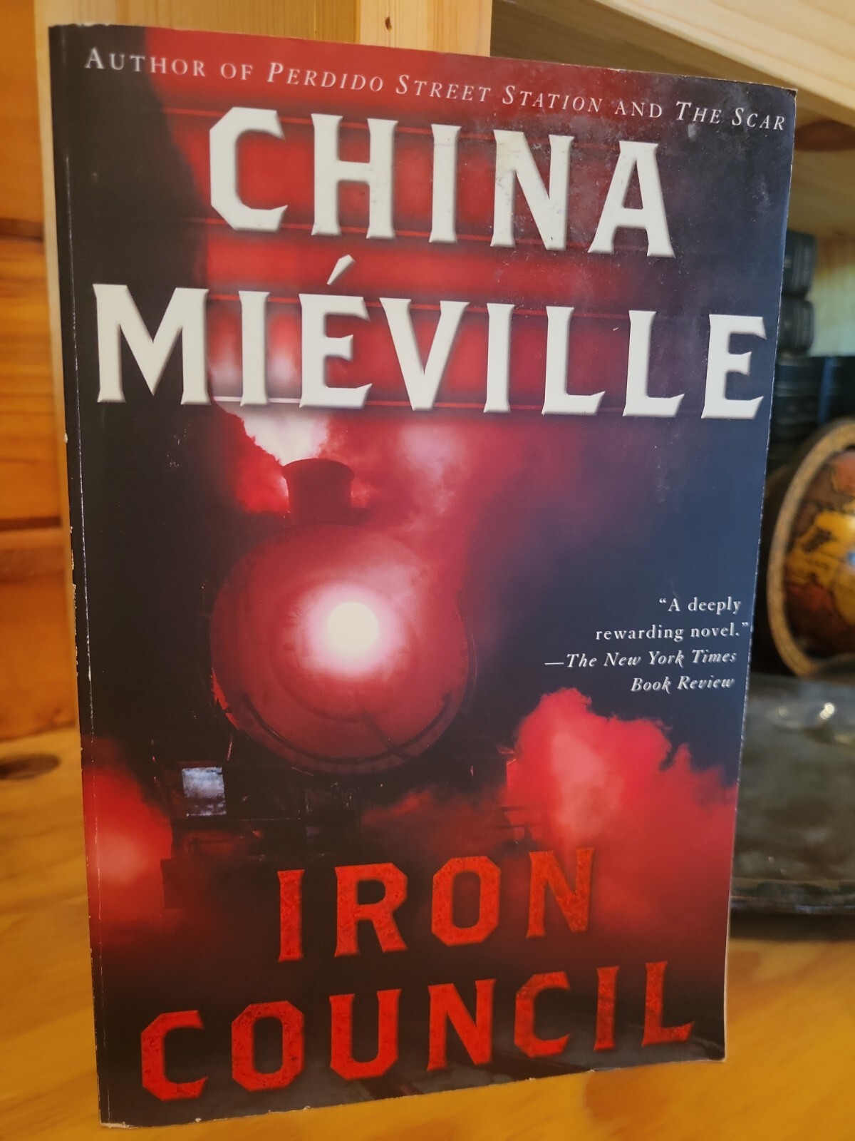 Bas-Lag Ser.: Iron Council by China Miéville (2005, Trade Paperback)