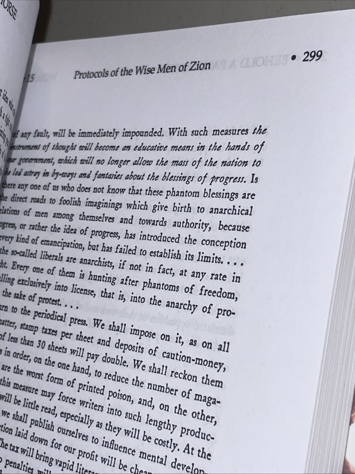 Behold a Pale Horse by William Cooper 1991 500p Unrevised Protocols of Z Roswell