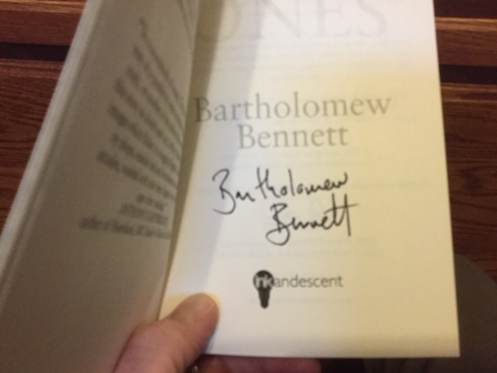 The Pale Ones. Bartholomew Bennett. Signed 1st PBO UK. Unread Horror Novella