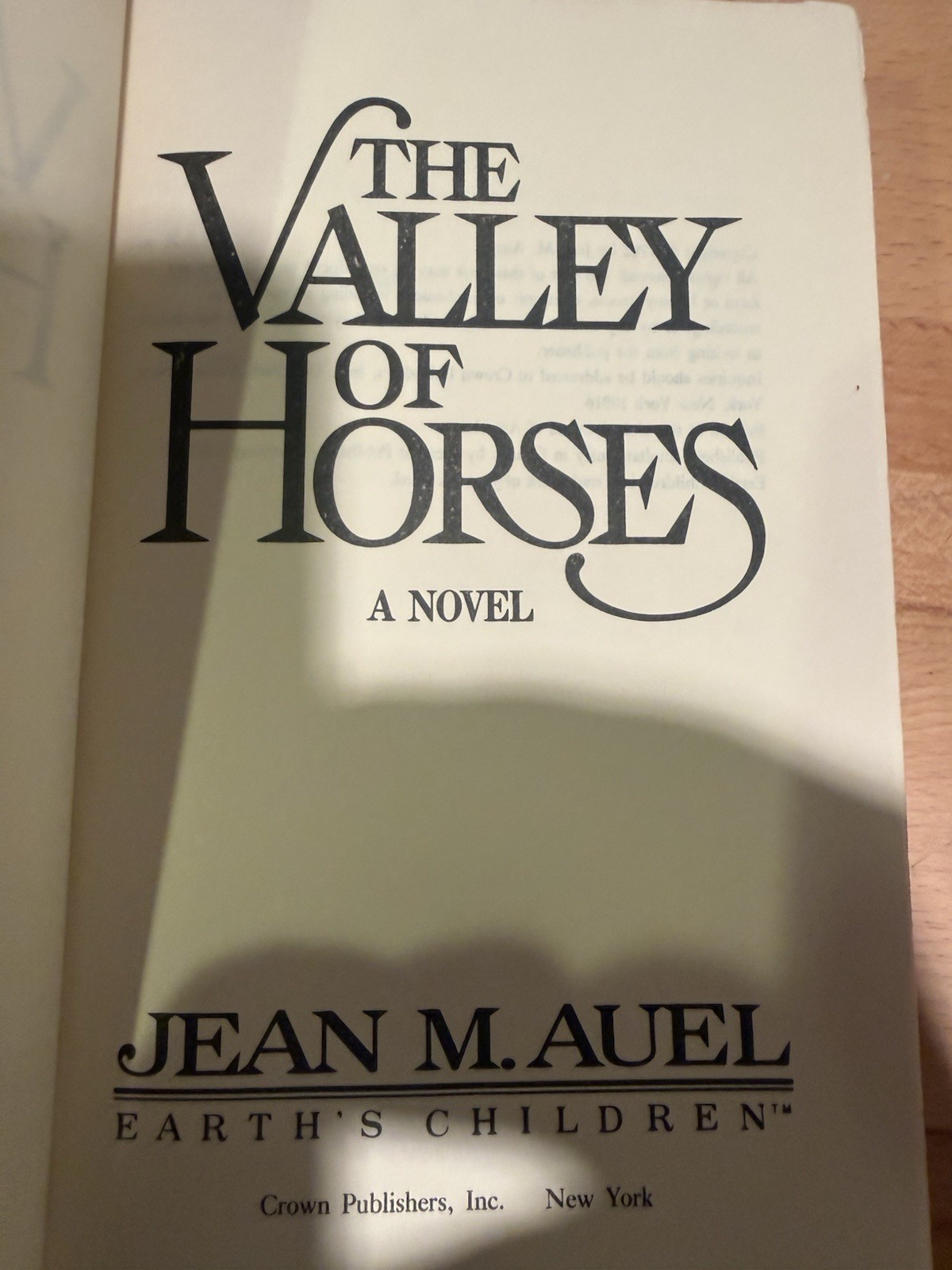Earth’s Children Ser.: The Valley of Horses by Jean M. Auel (1982, Hardcover)