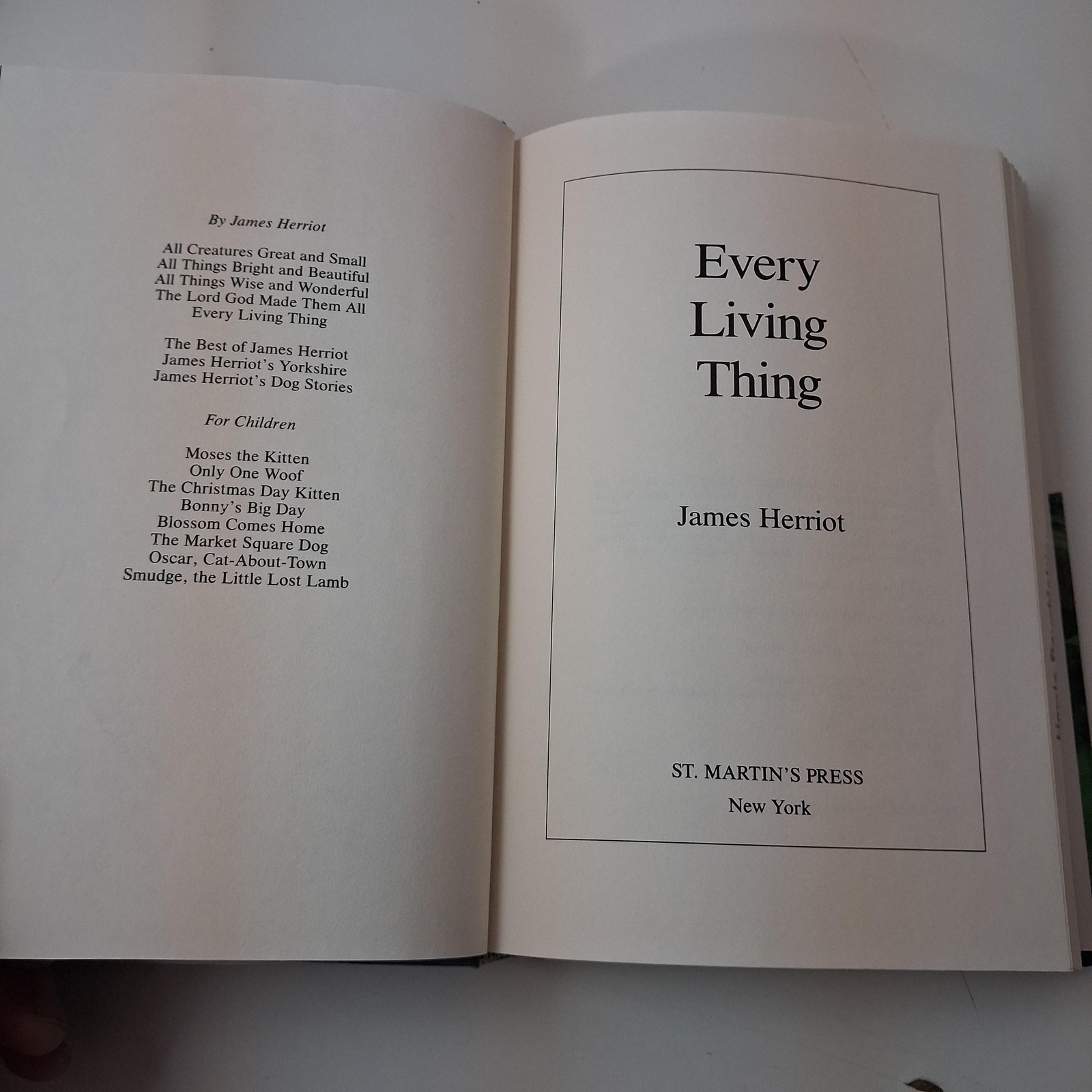 Every Living Thing James Herriot StMartinsPress Green HC DJ 1st Edition 1992 USA