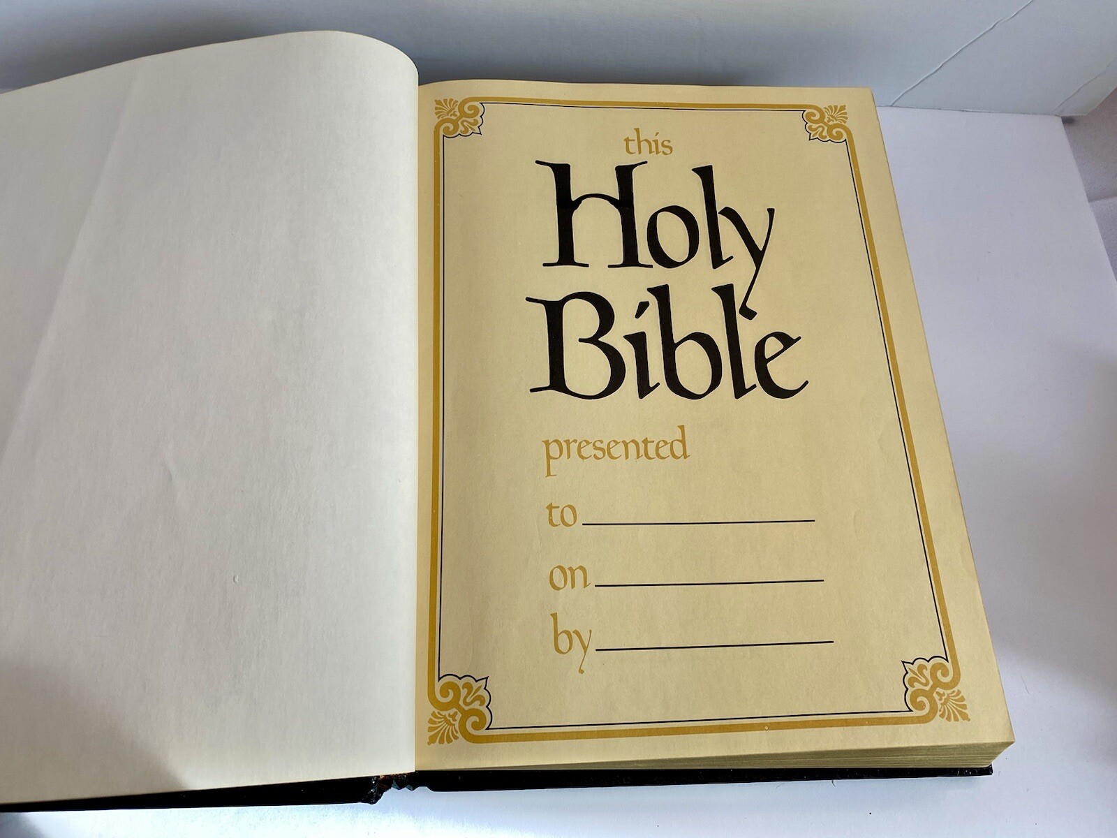 Holy Bible King James Version Red Letter Nelson Regency Family Black 1978