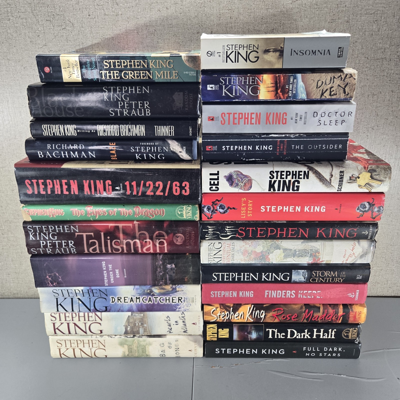 Stephen King Lot of 24 Hardcover & PB Books Mixed Titles Horror Thriller Novels