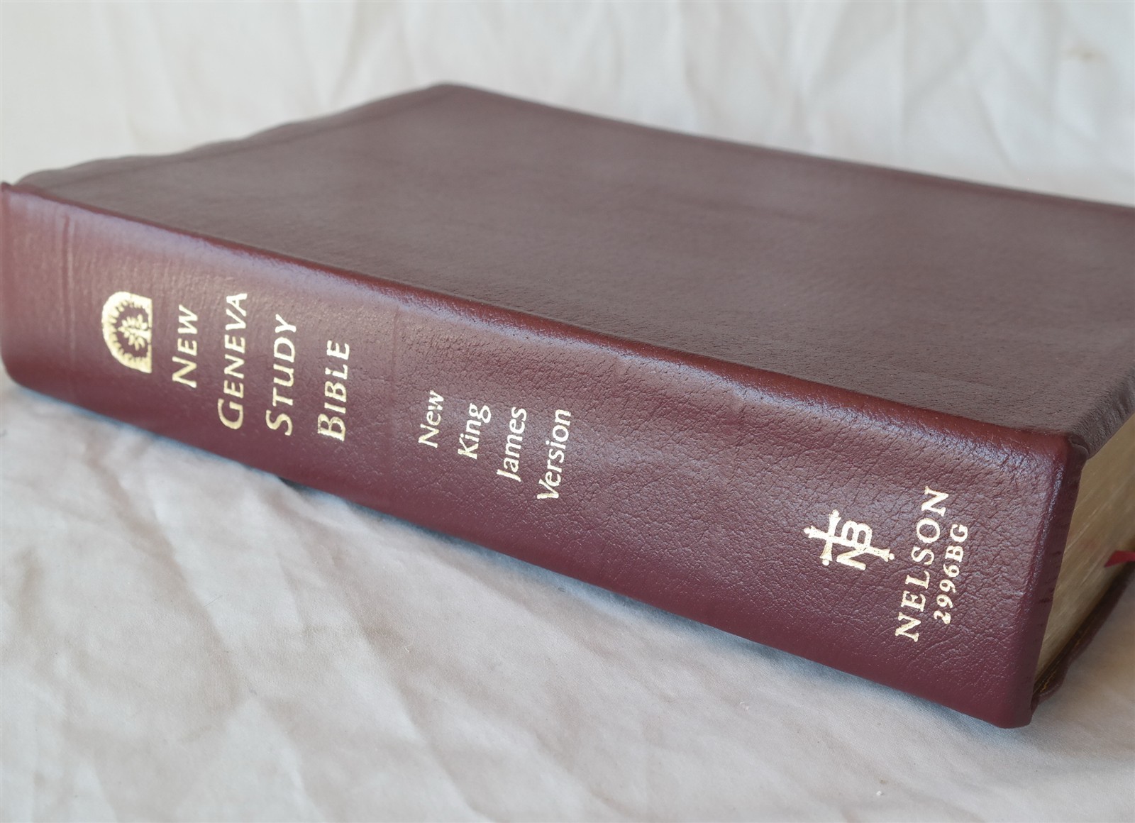 New Geneva Study Bible NKJV Genuine Leather Nelson 2996BG