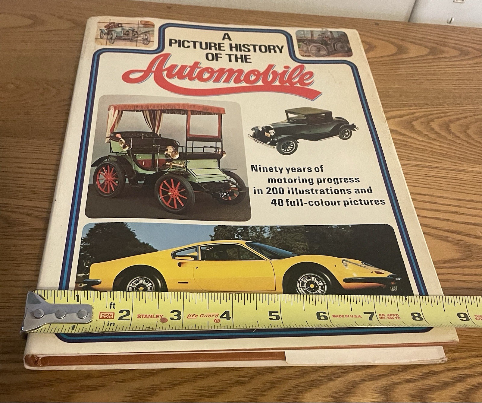 A Picture History of the Automobile By Peter Roberts 1973 Triune Books 144 Pages