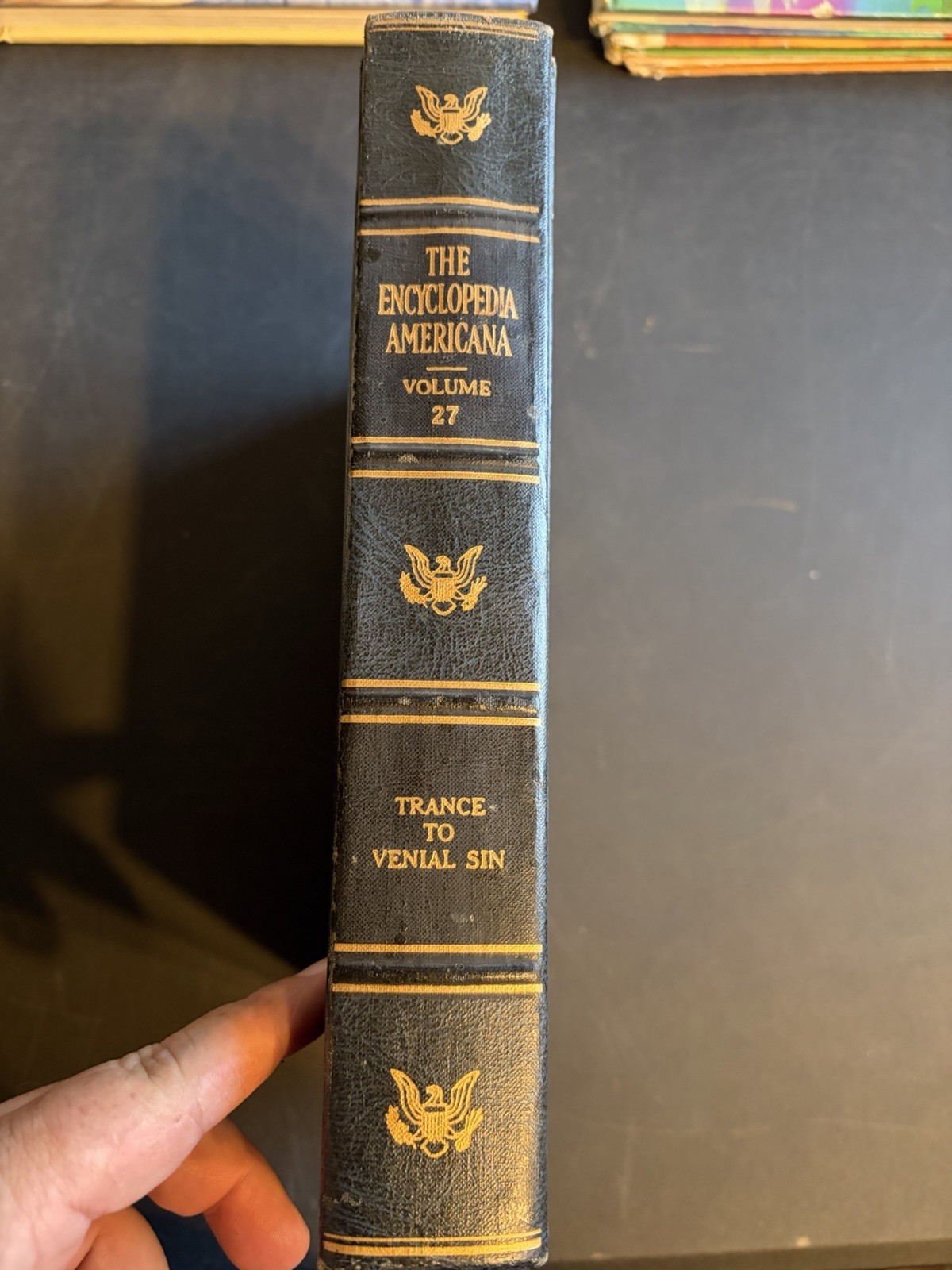 (BK1) Used Book: 1961 Encyclopedia Americana Volume 27 „Trance to Venial Sin“