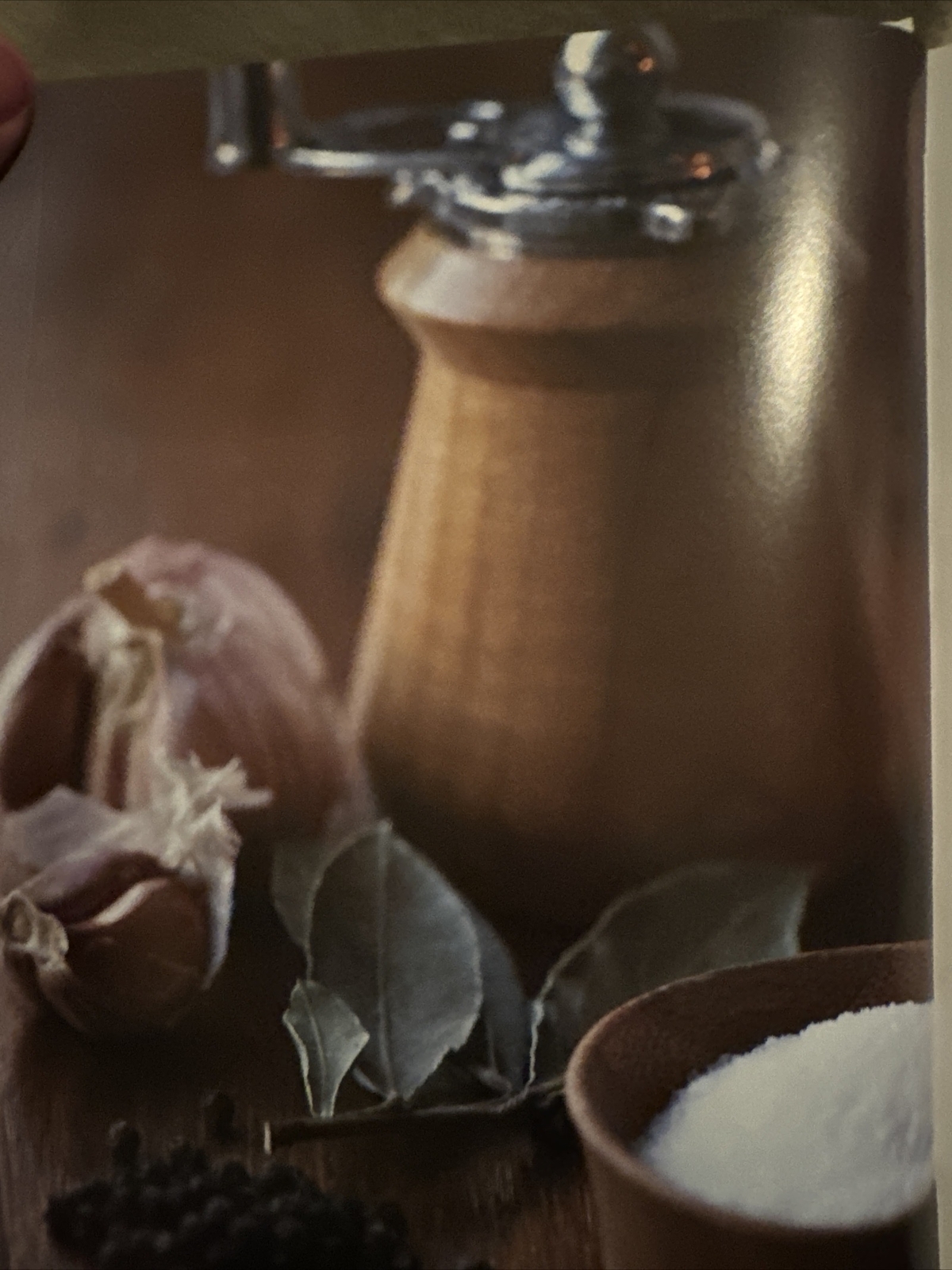 Canada’s Favourite Recipes – Hardcover By Baird, Elizabeth – GOOD